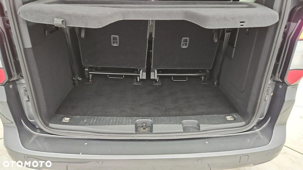 Ford Tourneo Connect 2.0 EcoBlue Titanium - 23