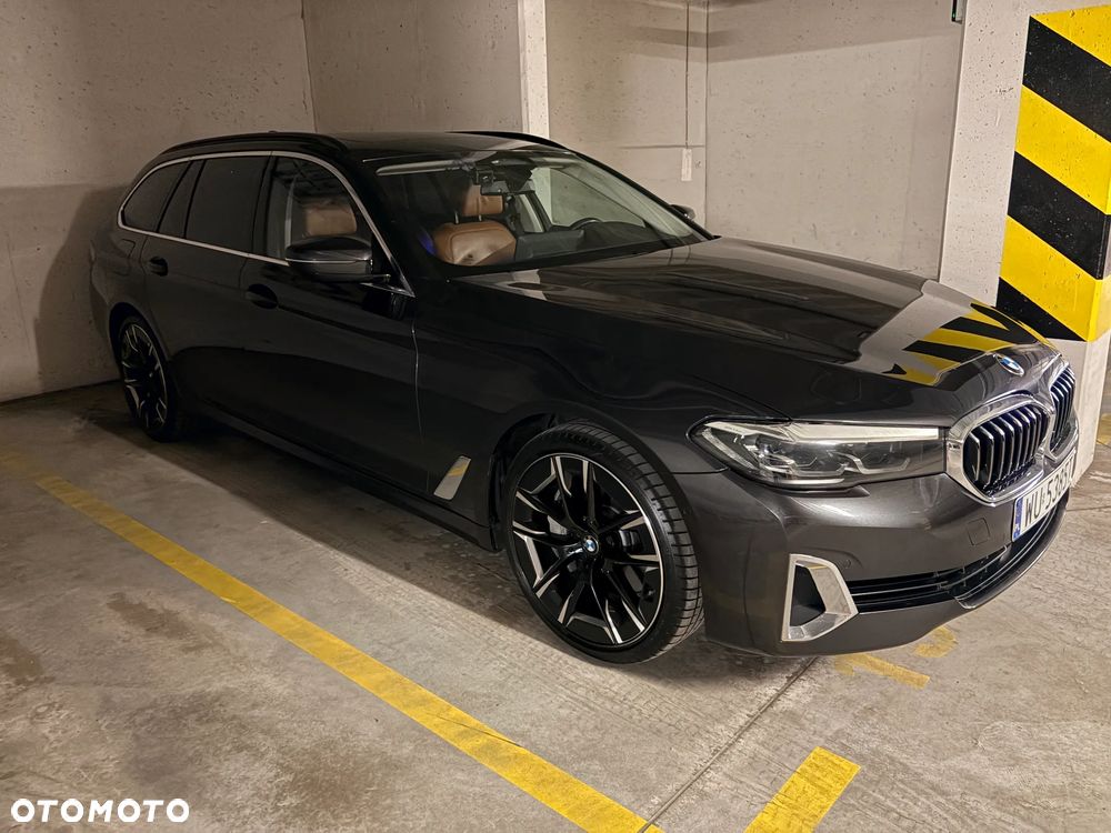 BMW Seria 5 530d mHEV Luxury Line - 13