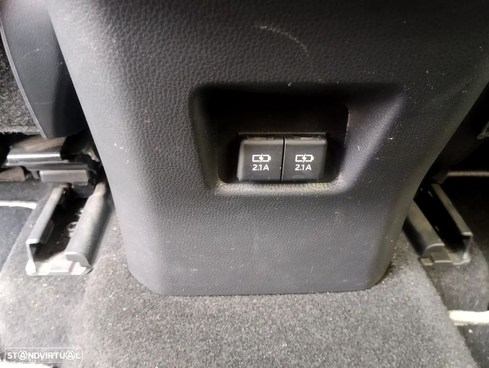 Toyota RAV4 2.5 HDF Comfort - 24