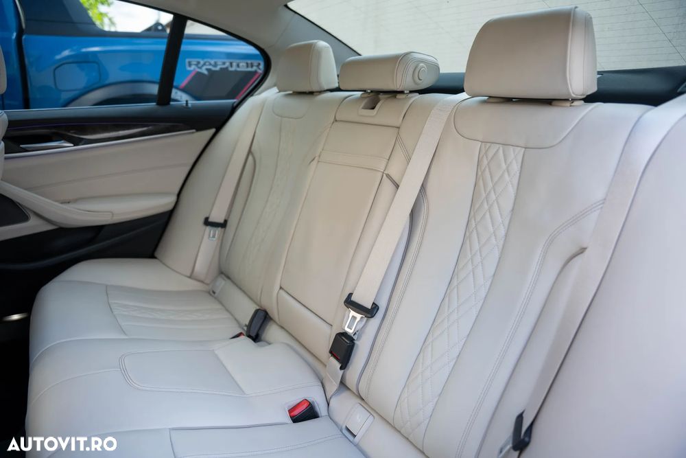 BMW Seria 5 530e xDrive AT PHEV - 35