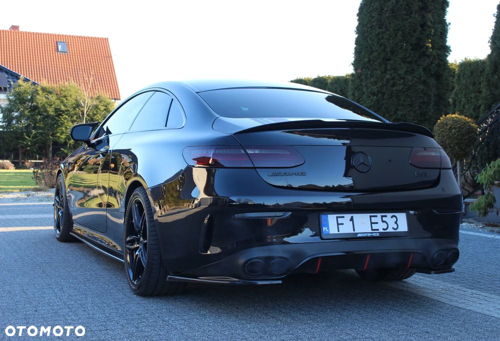 Mercedes-Benz Klasa E AMG 53 4Matic+ AMG Speedshift TCT-9G - 15