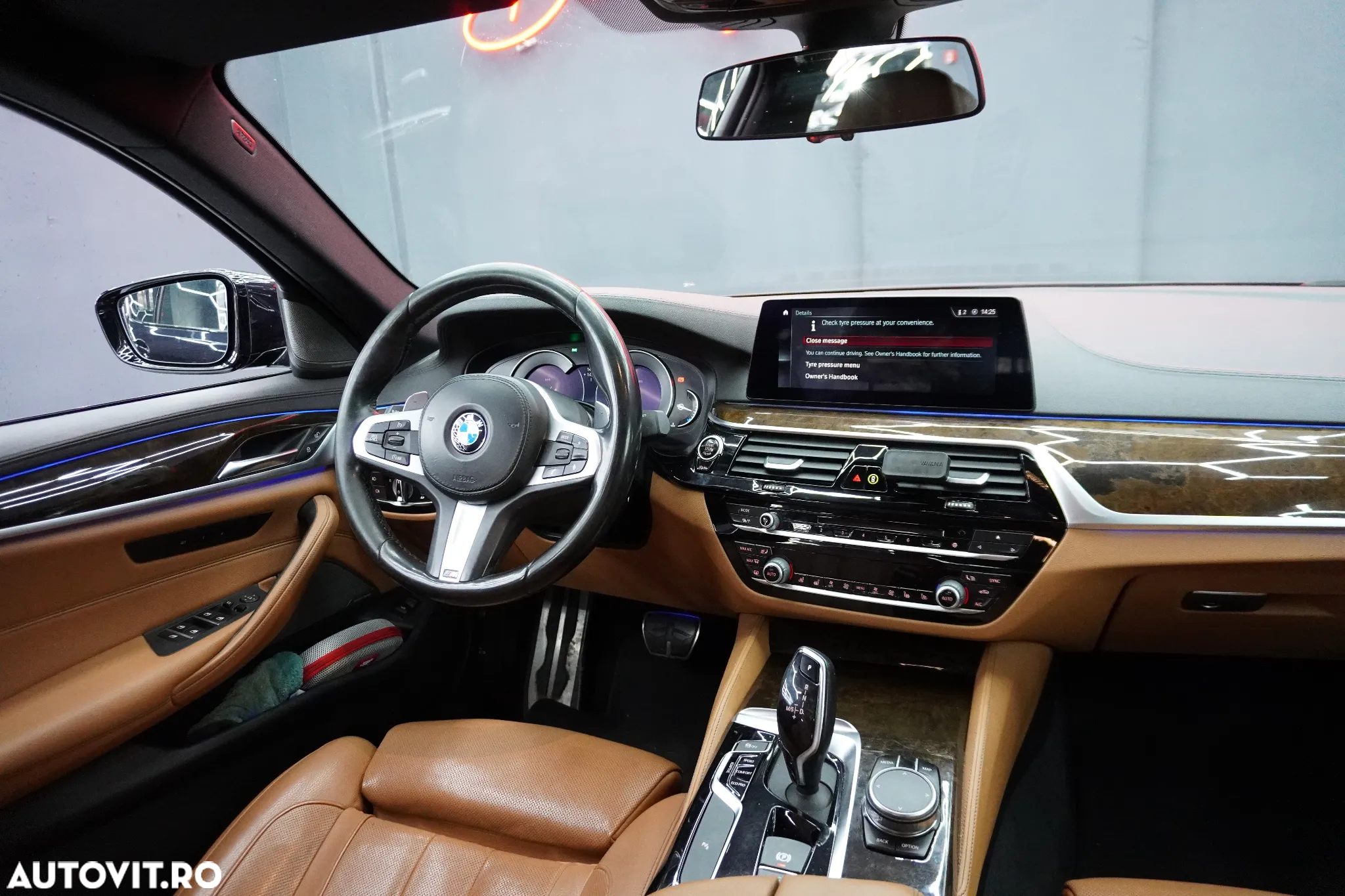 BMW Seria 5 530d xDrive AT - 28