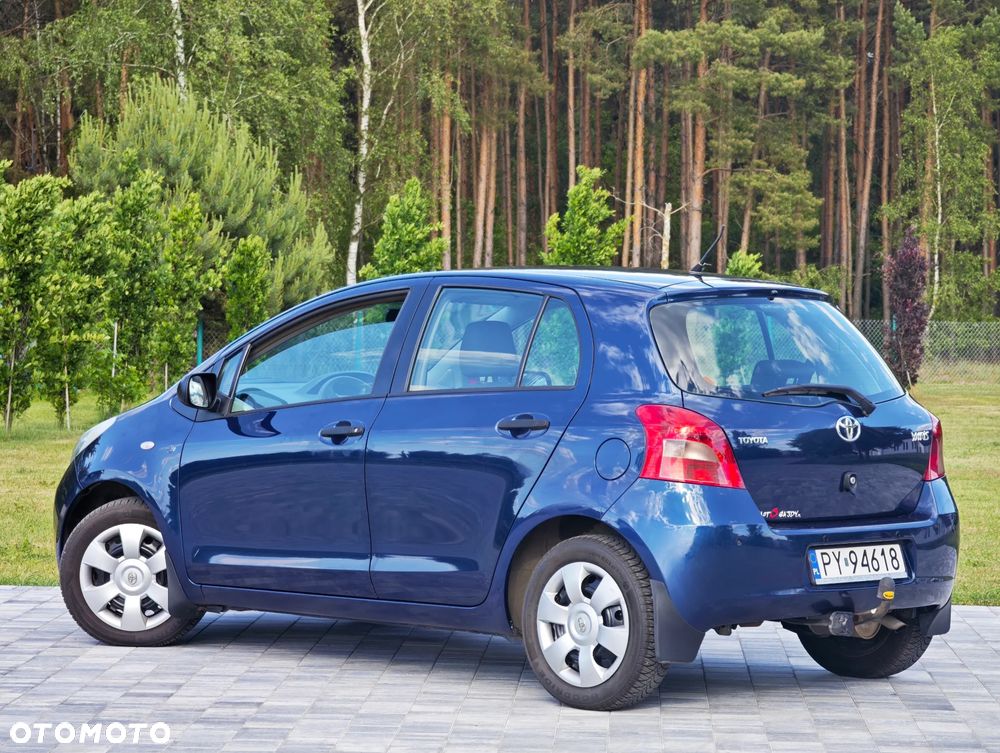 Toyota Yaris 1.3 Sol - 5