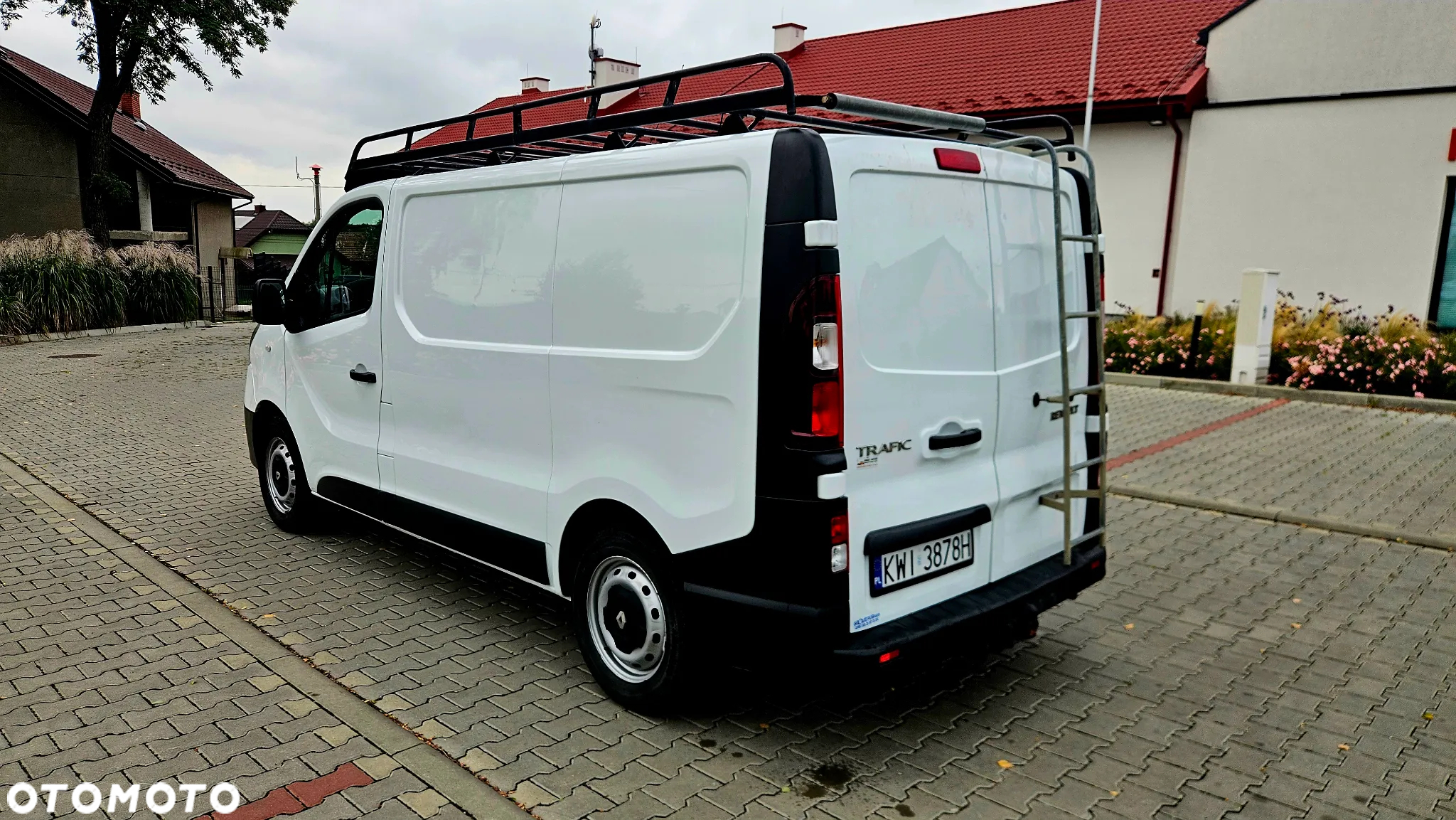 Renault Trafic - 8