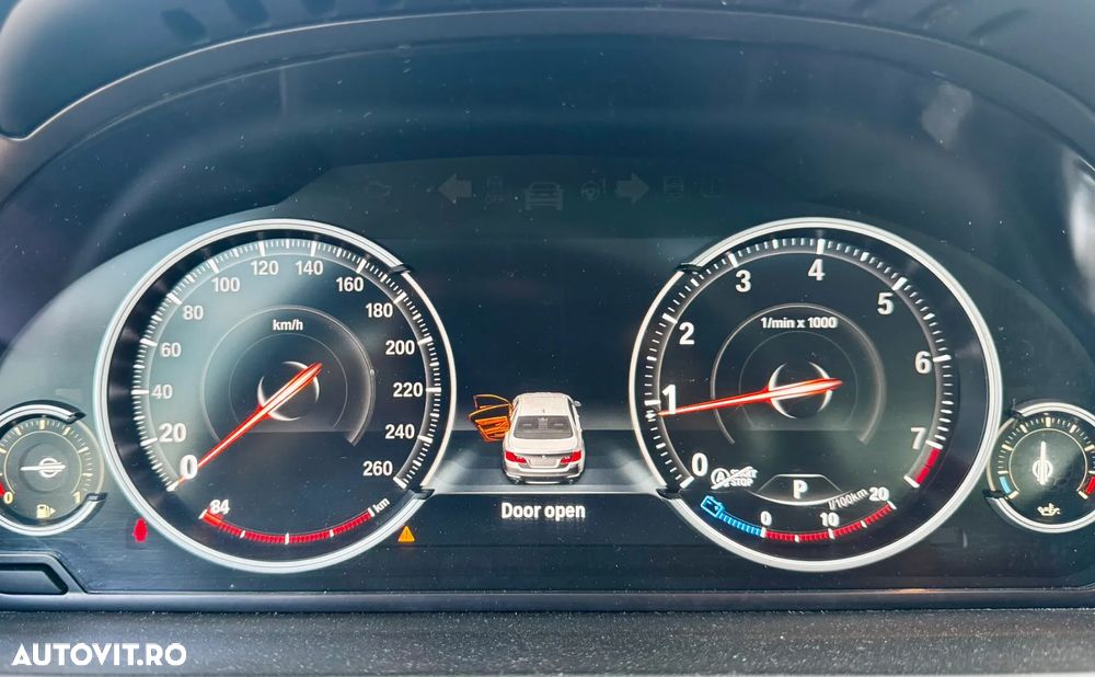 BMW Seria 5 528i xDrive AT - 18
