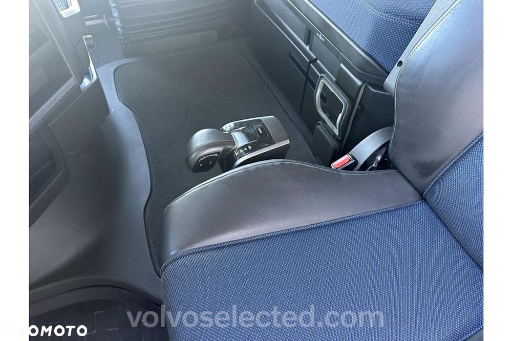 Volvo FH 4x2 460KM I-Save ADR Globetrotter XL!!! - 11