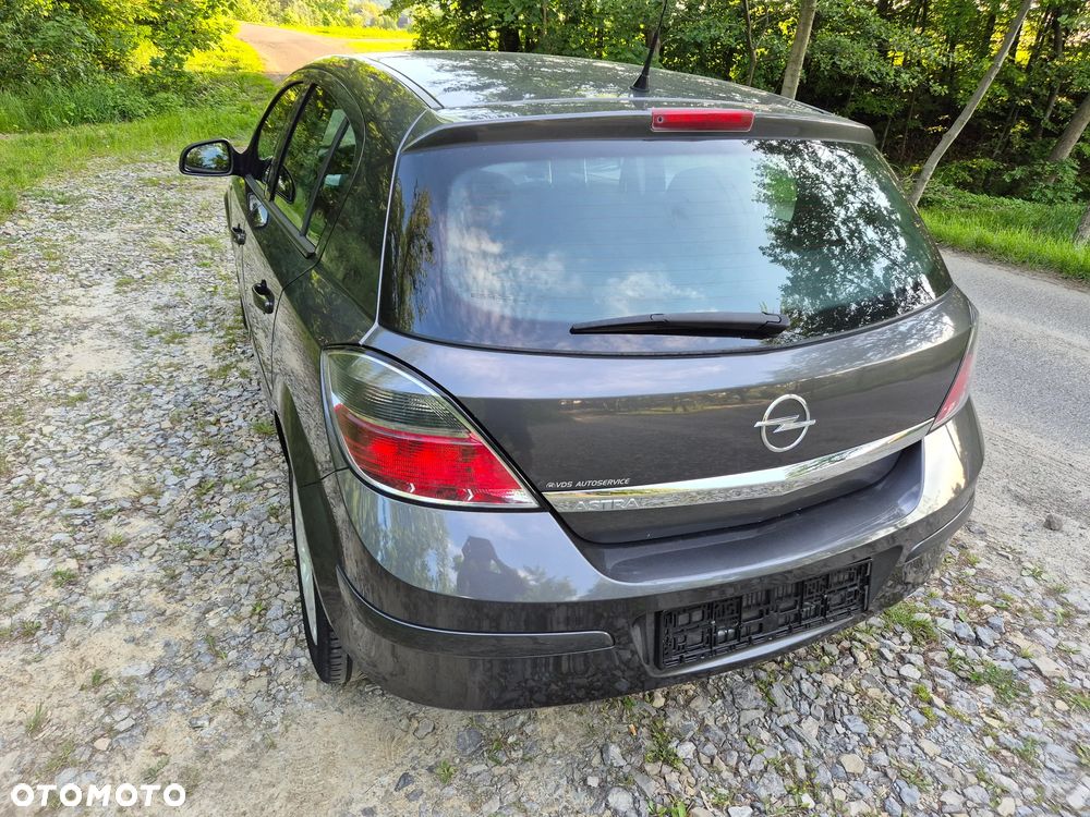 Opel Astra 1.6 Active - 28