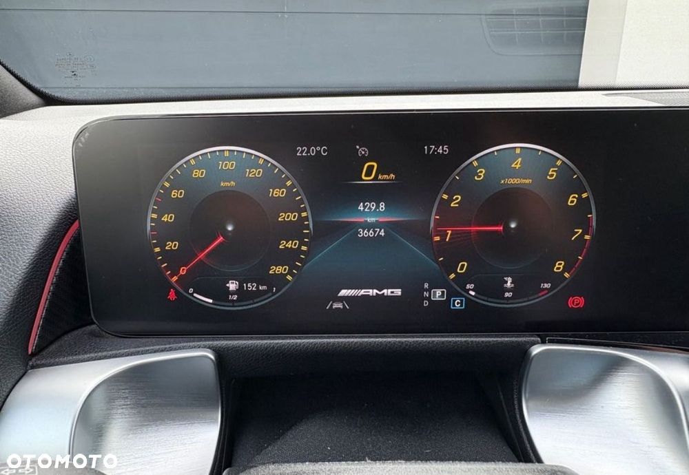 Mercedes-Benz GLB AMG 35 4-Matic - 10
