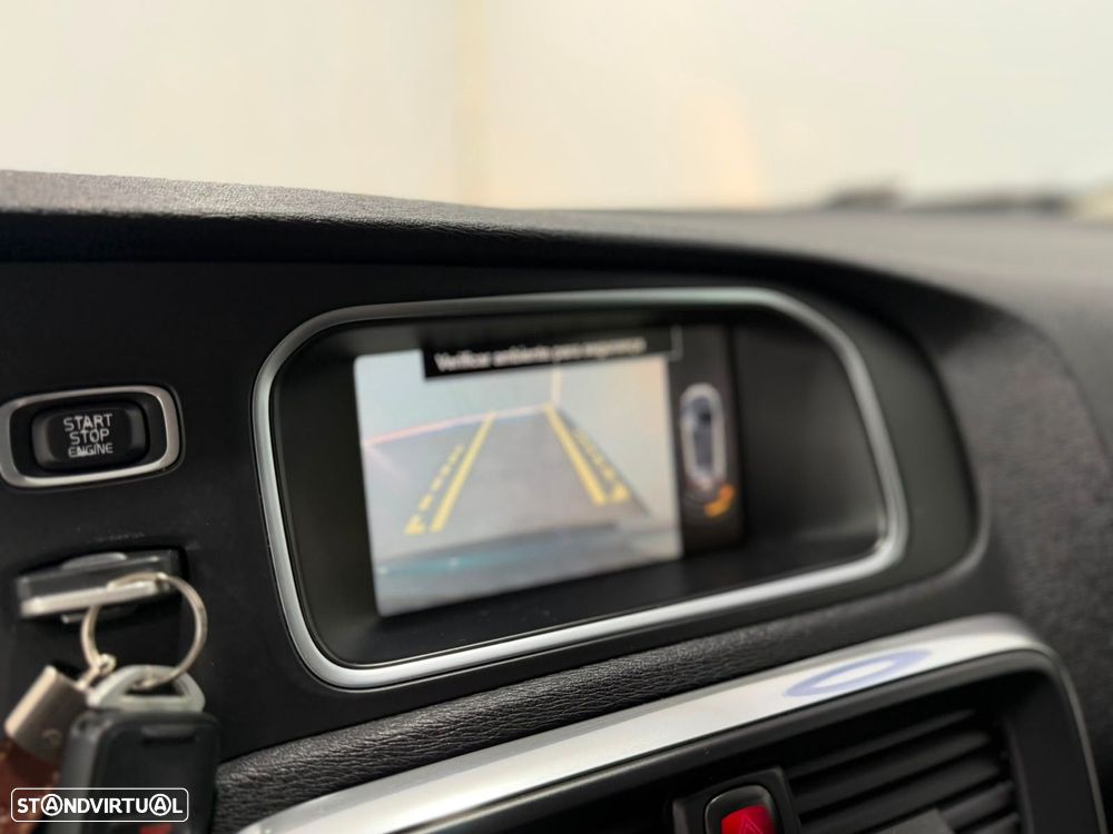 Volvo V40 1.6 D2 Momentum - 11