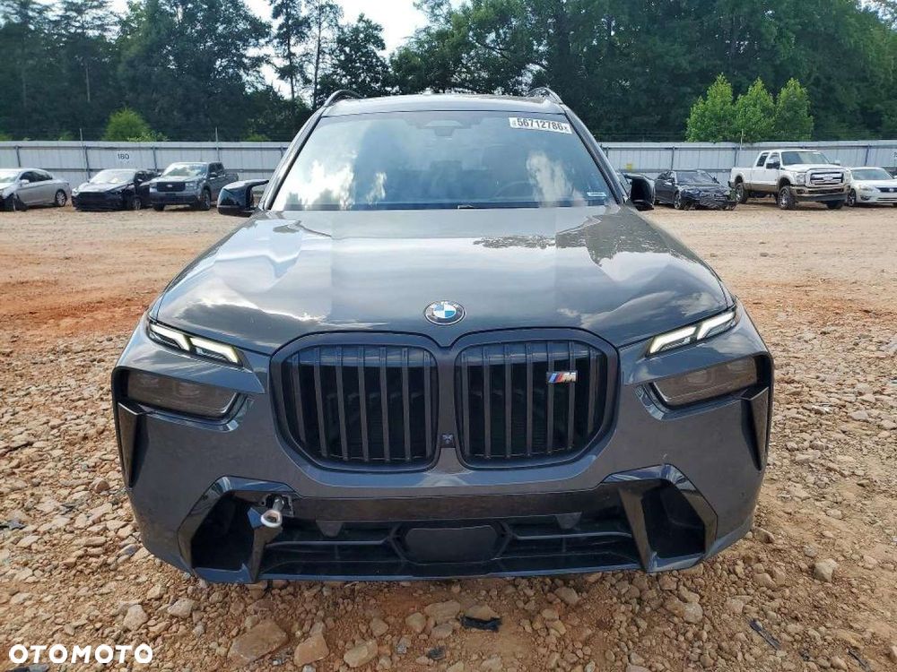 BMW X7 - 6