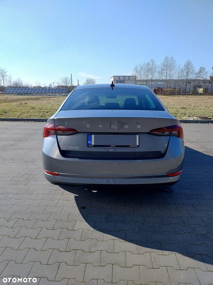 Skoda Octavia - 8