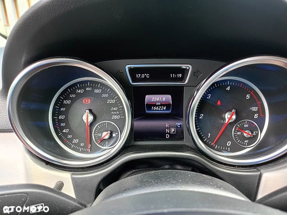 Mercedes-Benz GLE - 16