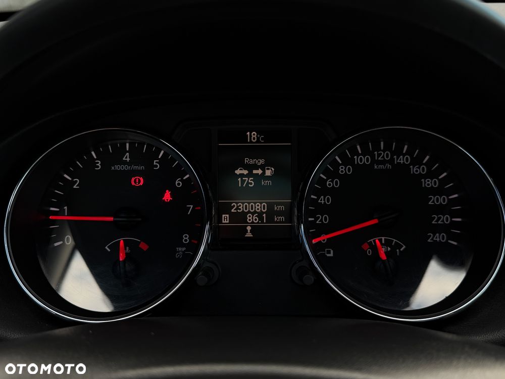 Nissan Qashqai 2.0 Tekna - 16