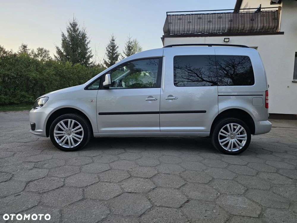 Volkswagen Caddy Maxi Comfortline 4Motion - 3