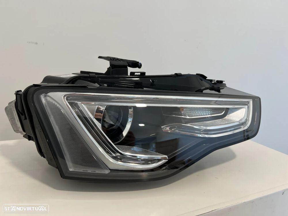Farol Otica Original Audi A4 B8 Facelift lado Direito - 2