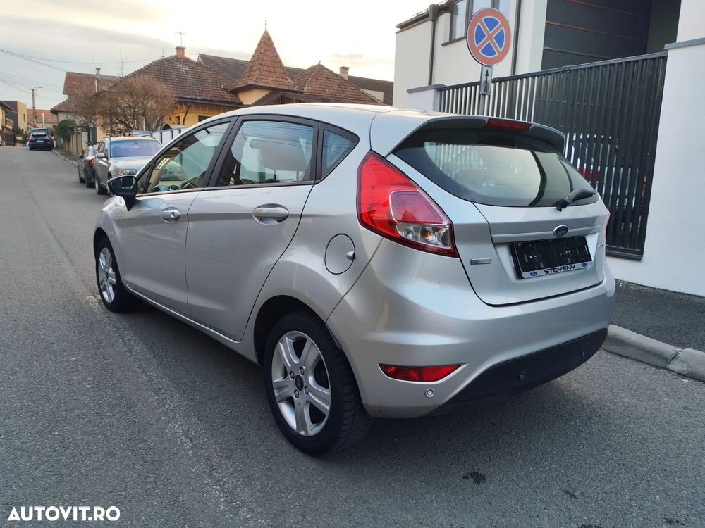 Ford Fiesta 1.0 EcoBoost S&S TITANIUM - 10