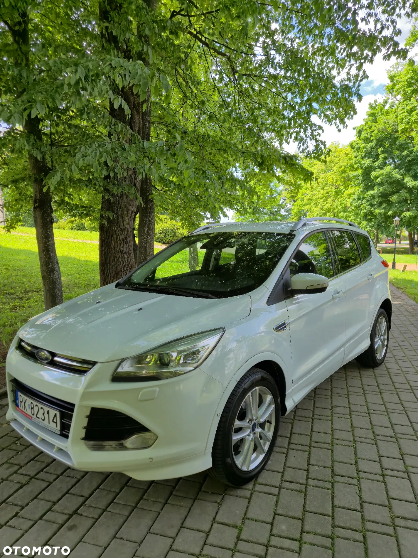 Ford Kuga 2.0 TDCi 2x4 ST-Line - 14
