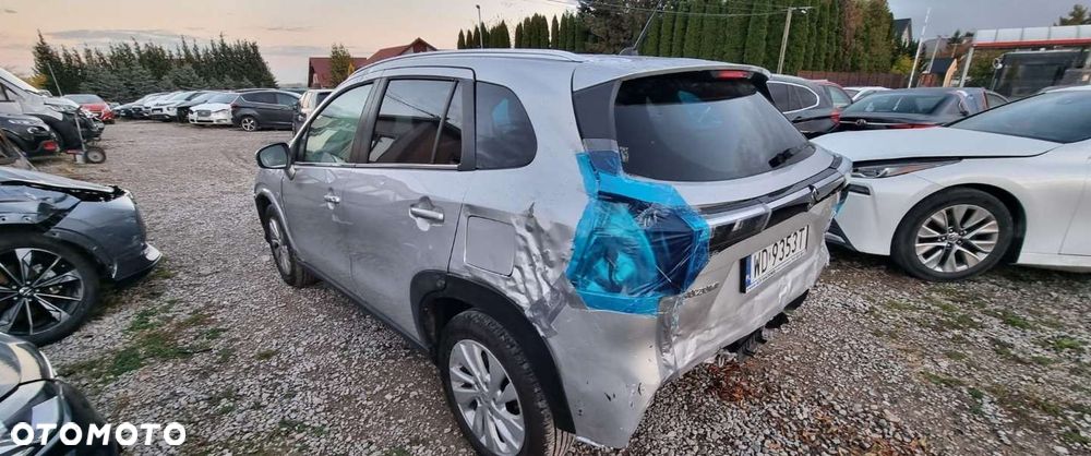 Suzuki S-Cross - 4