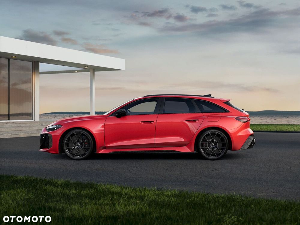 Audi RS5 Avant - 4