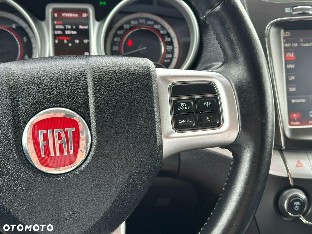 Fiat Freemont 2.0 Multijet Black Code AWD - 22