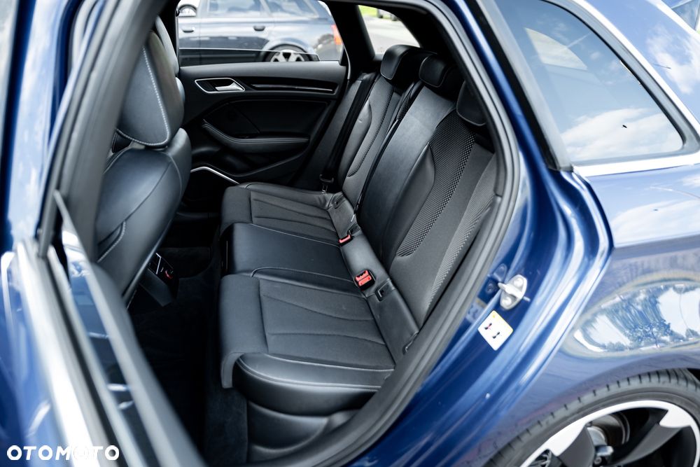 Audi A3 Sportback - 21
