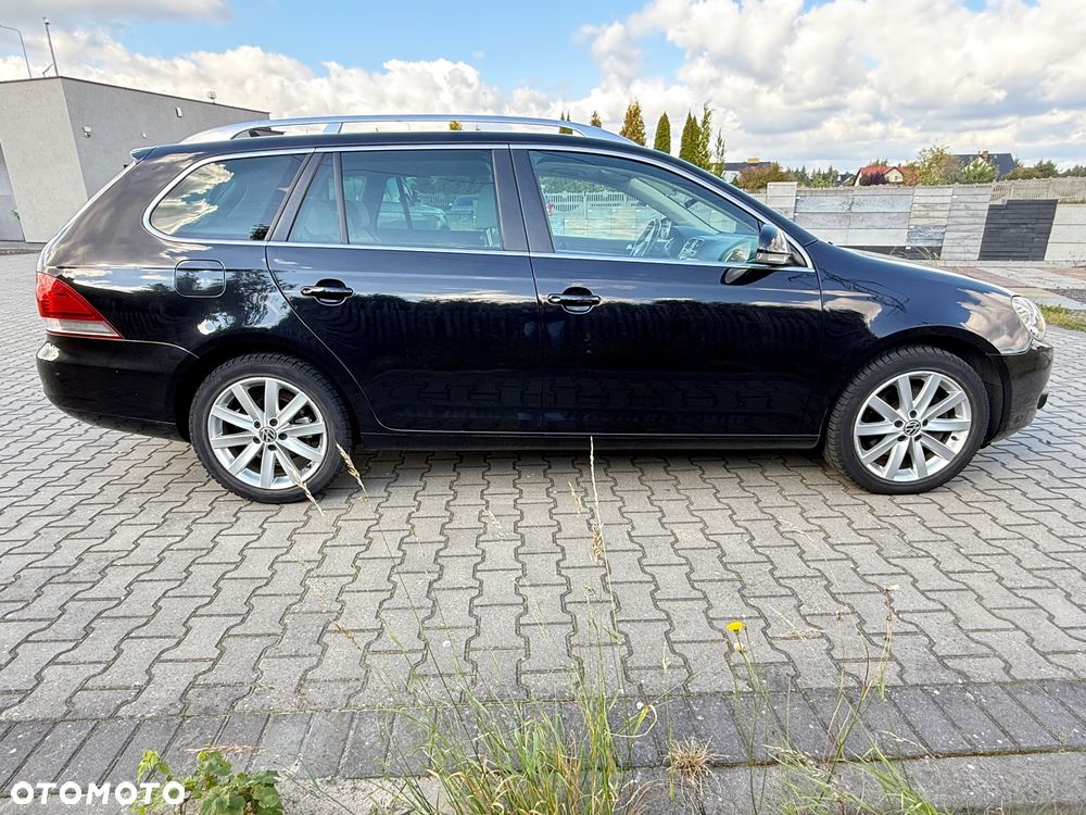 Volkswagen Golf - 10