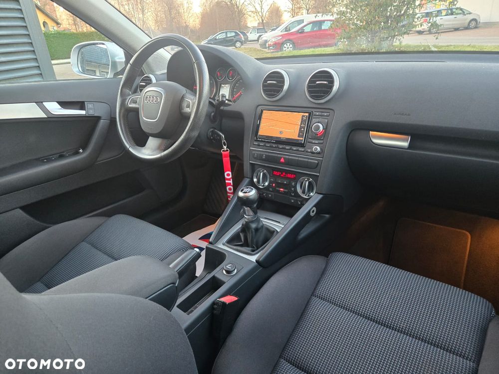 Audi A3 Sportback - 12