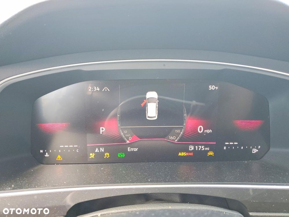 Volkswagen Tiguan - 9