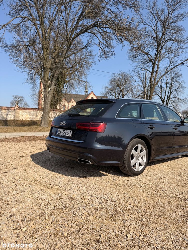 Audi A6 Avant 2.0 TDI Ultra S tronic - 6