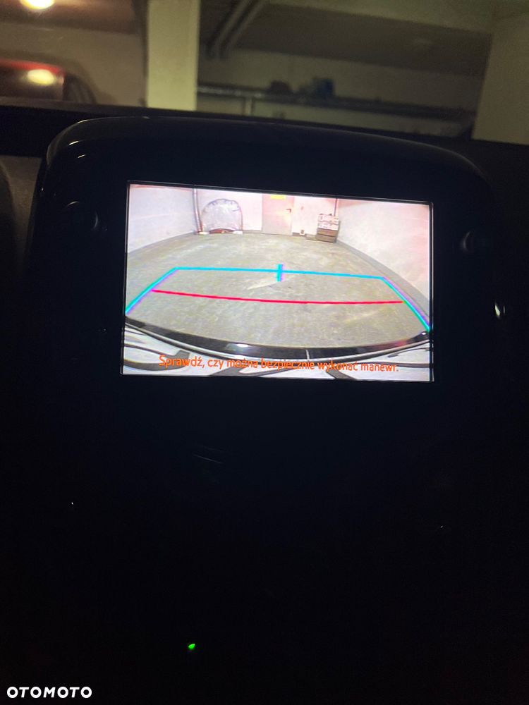 Toyota Aygo x.shift x-play connect - 10