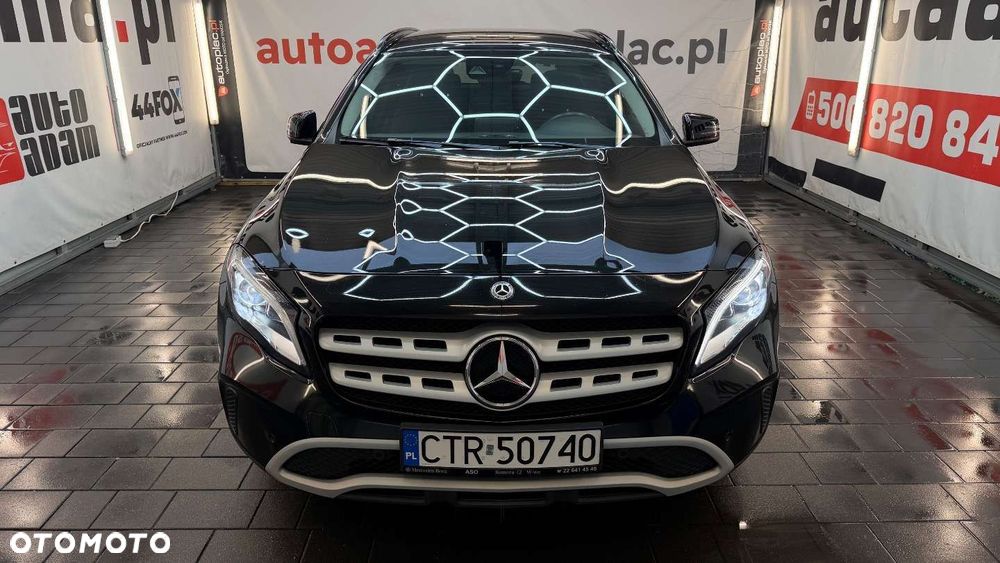 Mercedes-Benz GLA - 4