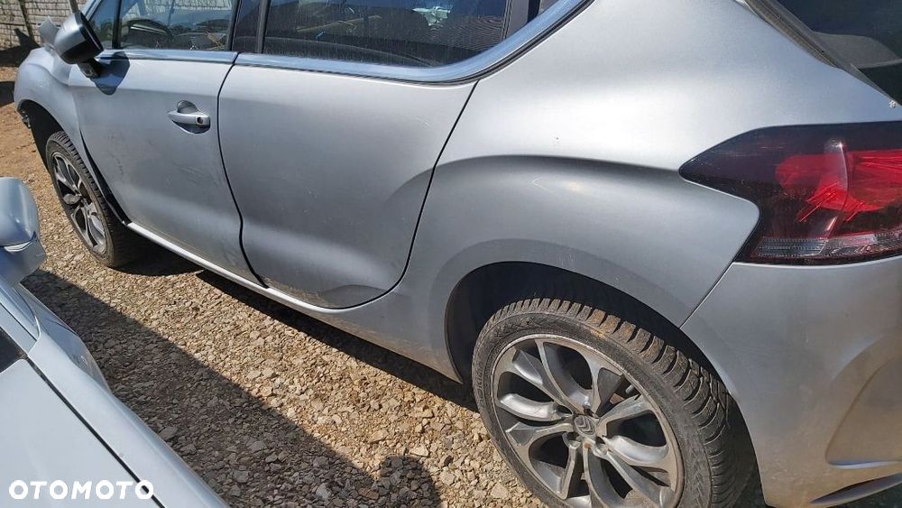 CITROEN DS4 zacisk tył lewy lub prawy - 1