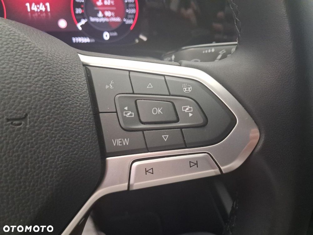 Volkswagen Golf 1.5 TSI EVO Life - 16