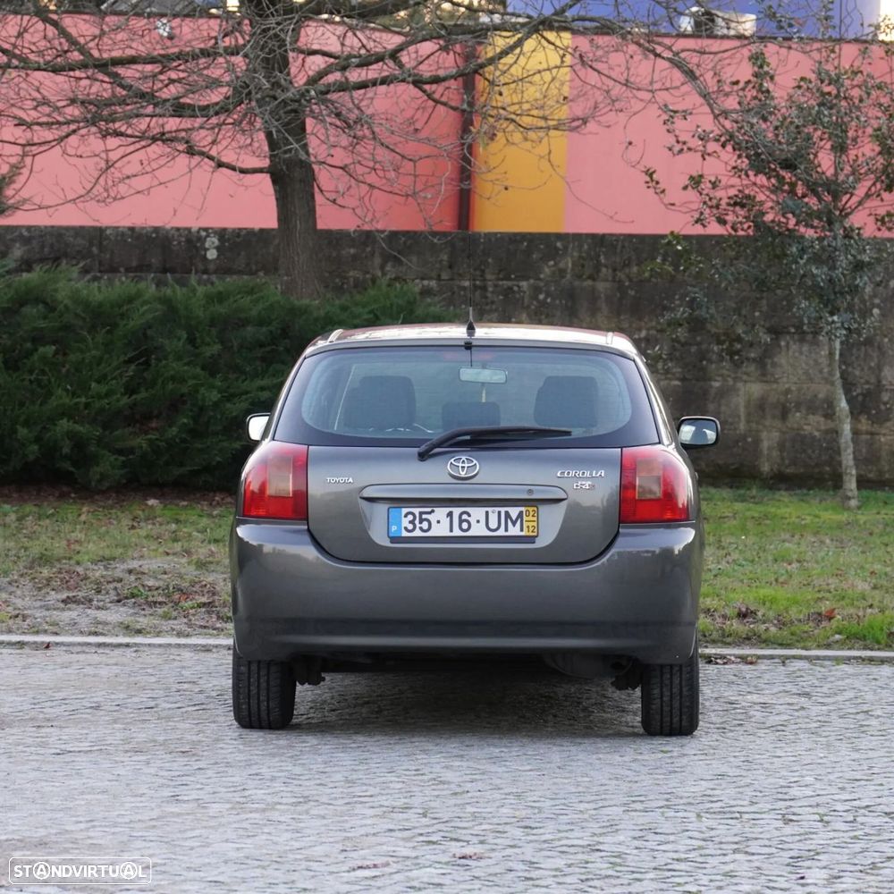 Toyota Corolla - 5