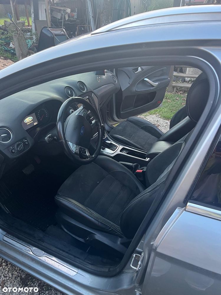 Ford Mondeo 2.2 TDCi Trend - 21