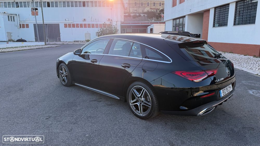 Mercedes-Benz CLA 200 Shooting Brake AMG Line Aut. - 2