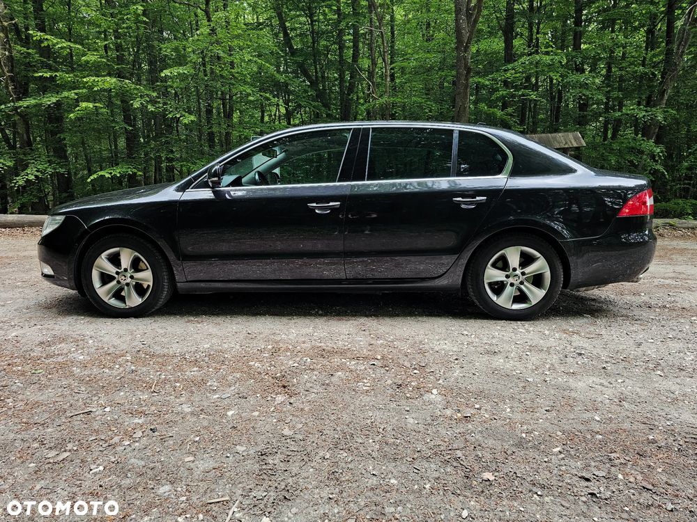 Skoda Superb 2.0 TDI PD Ambition - 1