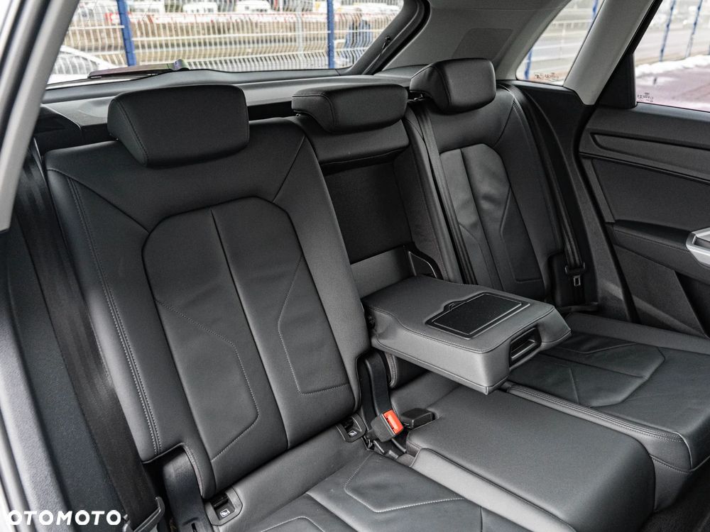 Audi Q3 35 TDI S tronic S line - 29