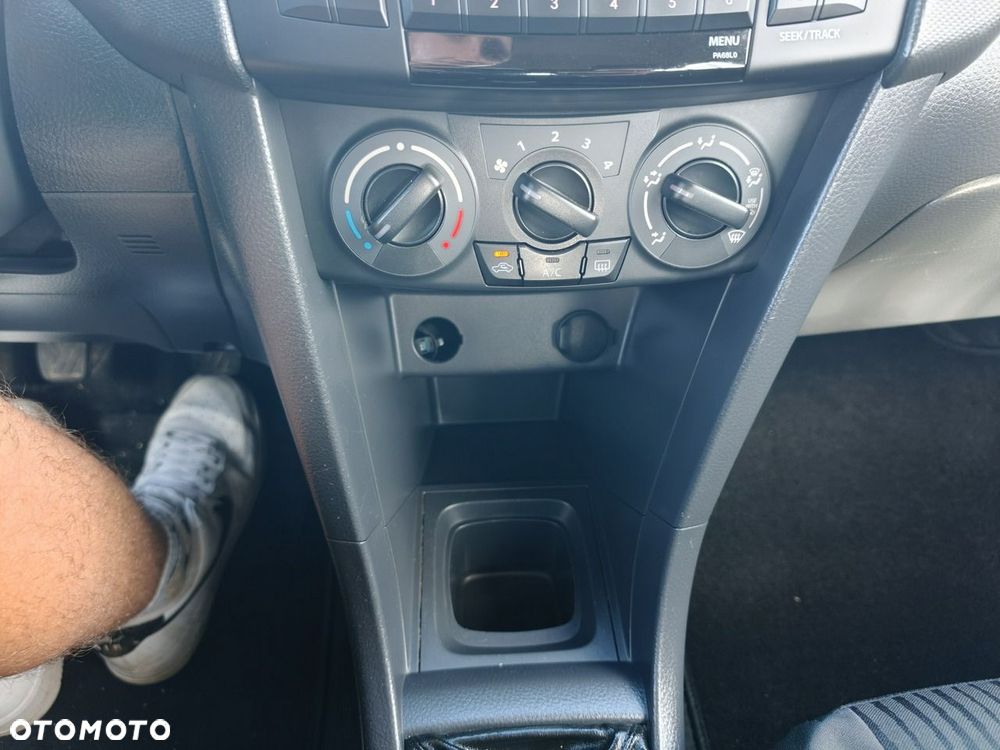 Suzuki Swift - 28