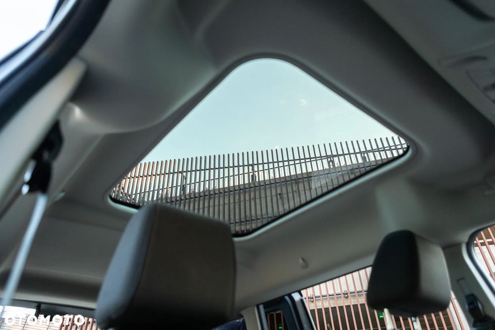 Ford Tourneo Connect - 38