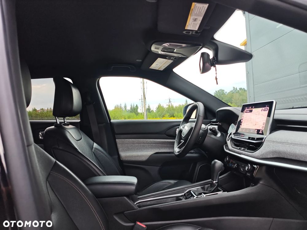 Jeep Compass - 17