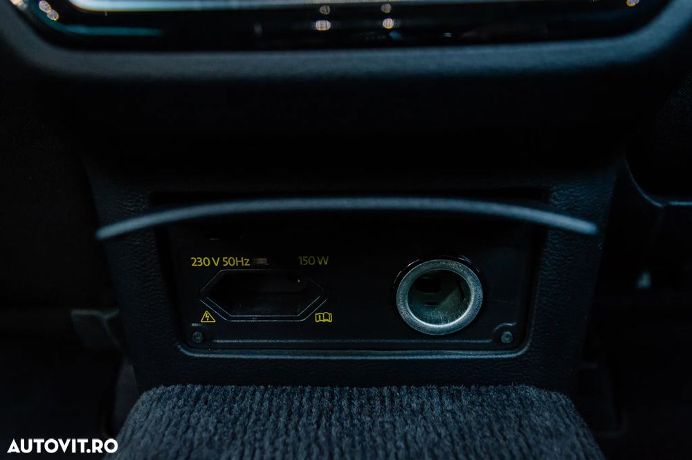 Volkswagen Passat 2.0 TDI SCR Highline - 28