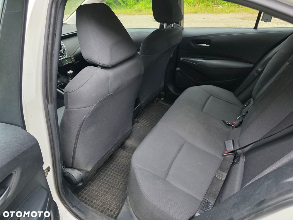 Toyota Corolla 1.6 Active - 12
