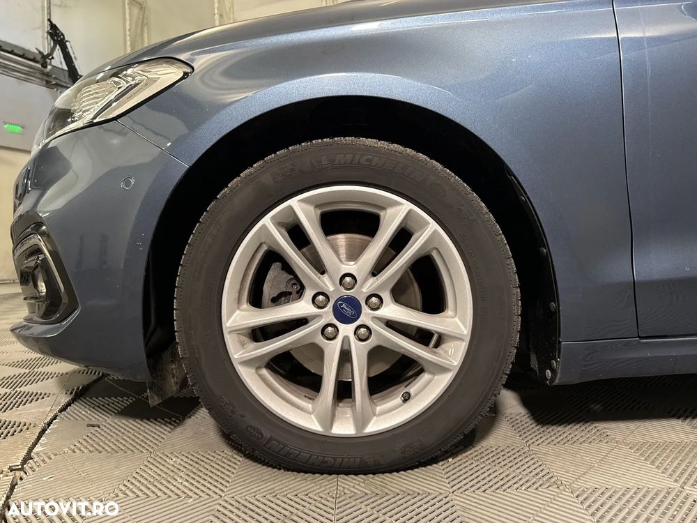 Ford Mondeo - 14