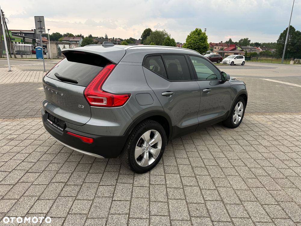 Volvo XC 40 D3 Momentum - 5