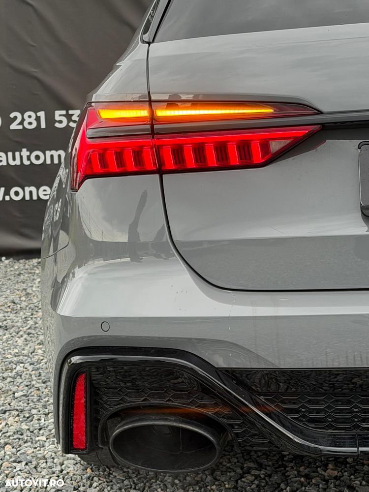 Audi RS6 4.0 TFSI quattro Tiptronic - 22