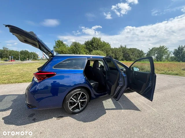 Toyota Auris - 34