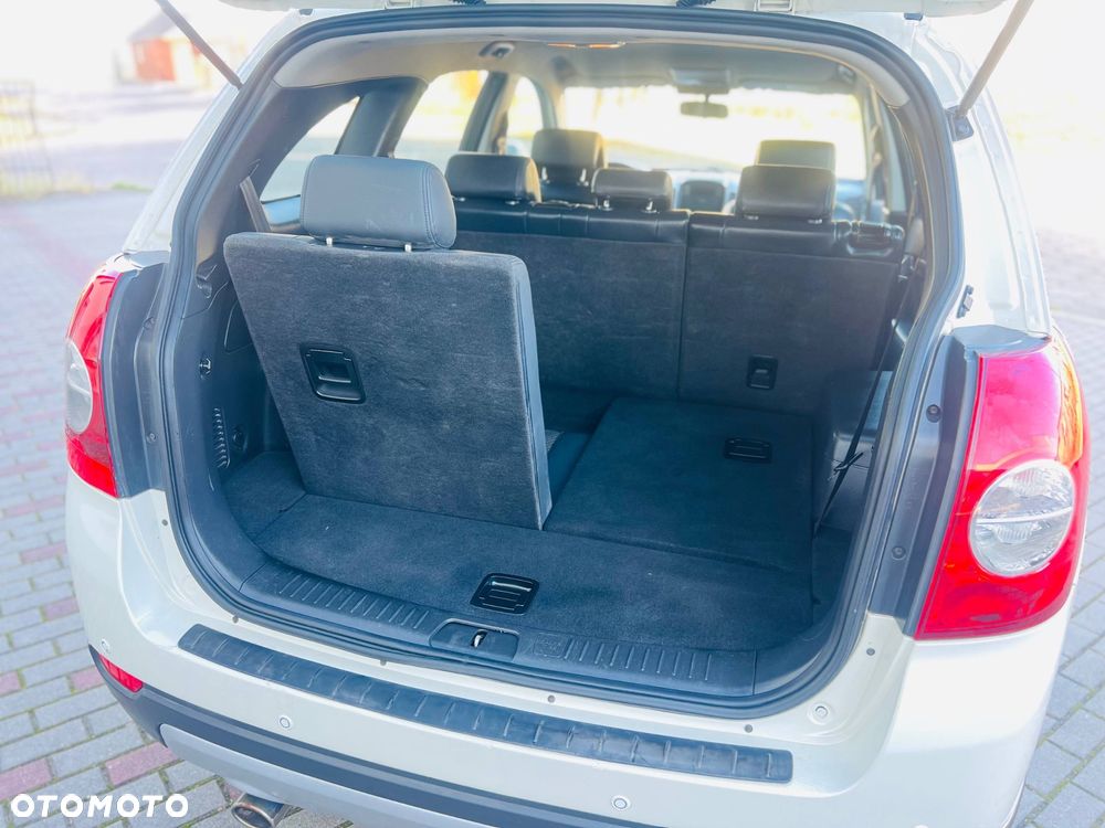 Chevrolet Captiva 2.0 d LS - 14