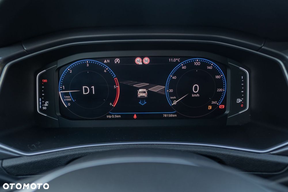 Volkswagen T-Roc 2.0 TDI SCR DSG IQ.DRIVE - 32