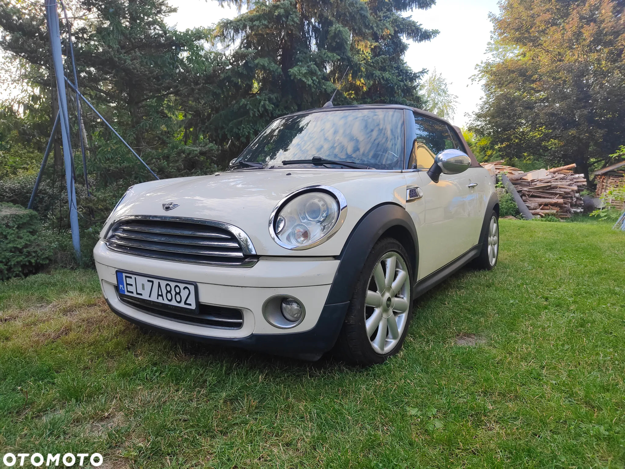 MINI Cooper Cabrio - 11